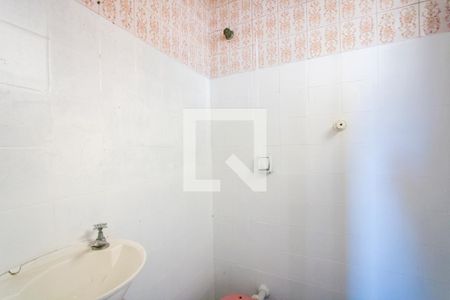 Banheiro de apartamento para alugar com 1 quarto, 35m² em Parque Industriario, Santo André