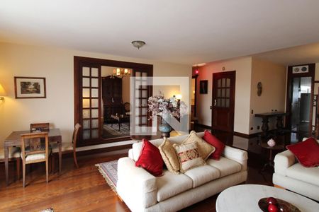 Sala  de apartamento para alugar com 3 quartos, 211m² em Vila Morumbi, São Paulo
