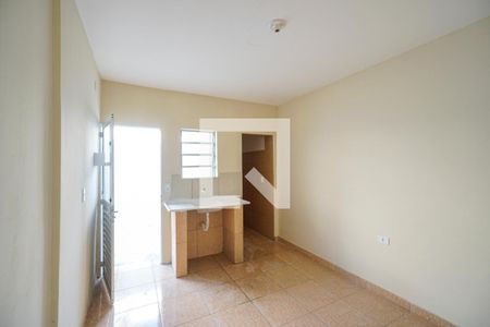 Cozinha de casa de condomínio para alugar com 1 quarto, 35m² em Jardim Jaú (zona Leste), São Paulo