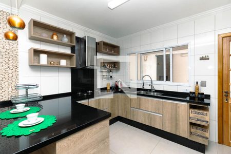 Casa à venda com 169m², 3 quartos e 2 vagasCozinha