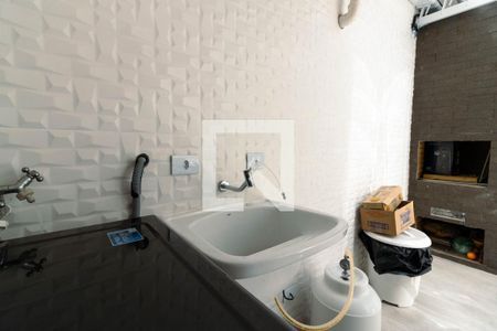 Casa à venda com 169m², 3 quartos e 2 vagasÁrea de Serviço