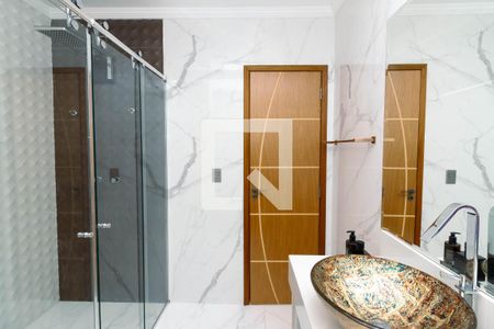 Casa à venda com 169m², 3 quartos e 2 vagasBanheiro da Suíte