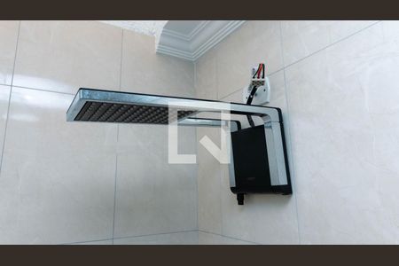 Casa à venda com 169m², 3 quartos e 2 vagasBanheiro