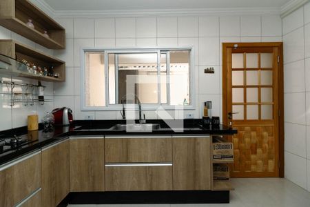 Casa à venda com 169m², 3 quartos e 2 vagasCozinha