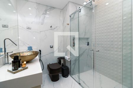 Casa à venda com 169m², 3 quartos e 2 vagasBanheiro da Suíte