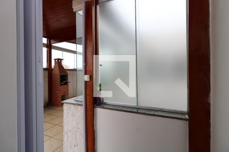 Apartamento à venda com 98m², 2 quartos e 1 vagaLavabo da Área Social