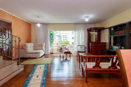 Sala de casa à venda com 4 quartos, 243m² em Santo Amaro, São Paulo