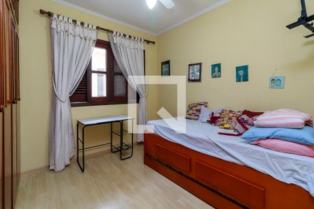 Casa à venda com 243m², 4 quartos e 5 vagasQuarto 2