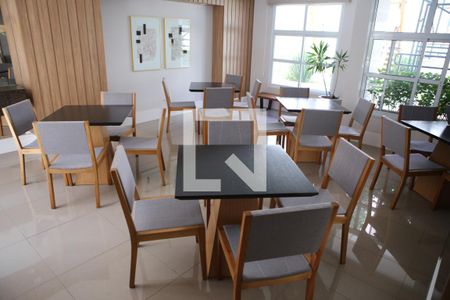 Apartamento à venda com 72m², 2 quartos e 2 vagasÁrea comum - Salão de festas