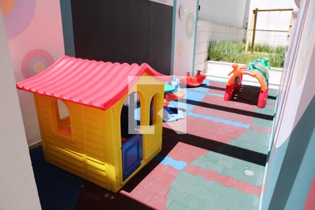 Apartamento à venda com 72m², 2 quartos e 2 vagasÁrea comum - Playground