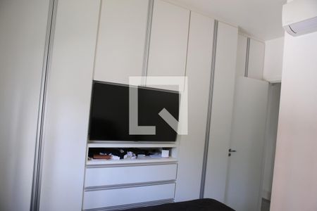 Apartamento à venda com 72m², 2 quartos e 2 vagasQuarto Suíte/Armarios