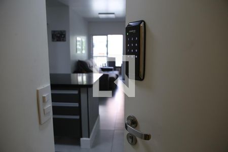 Apartamento à venda com 72m², 2 quartos e 2 vagasDetalhe Sala/Porta/Senha