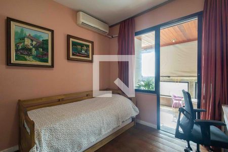 Apartamento à venda com 214m², 4 quartos e 3 vagasQuarto 2