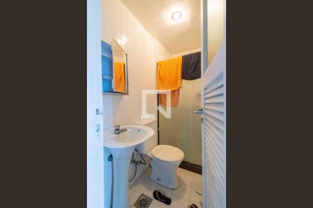 Apartamento à venda com 214m², 4 quartos e 3 vagasBanheiro de Serviço