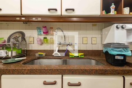 Apartamento à venda com 214m², 4 quartos e 3 vagasCozinha