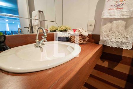 Apartamento à venda com 214m², 4 quartos e 3 vagasLavabo