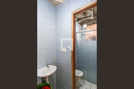 Banheiro de apartamento à venda com 2 quartos, 40m² em Bairro dos Casa, São Bernardo do Campo