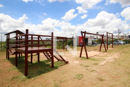 Casa de condomínio para alugar com 124m², 3 quartos e 2 vagasÁrea comum - Playground