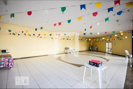Apartamento para alugar com 60m², 3 quartos e 1 vaga Apartamento para alugar com 60m², 3 quartos e 1 vagaÁrea comum - Salão de festas