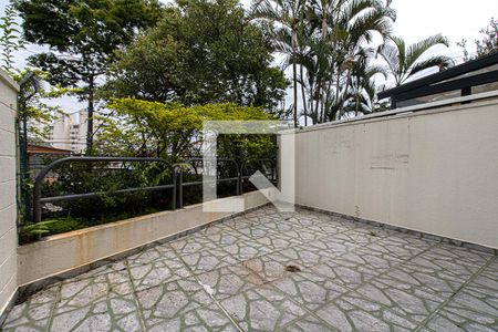 Varanda Sala de casa de condomínio para alugar com 3 quartos, 127m² em Vila Santo Estefano, São Paulo