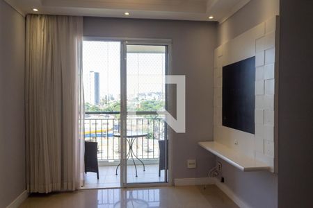 Sala de apartamento para alugar com 3 quartos, 67m² em Piqueri, São Paulo