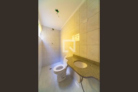 Casa à venda com 170m², 3 quartos e 4 vagasBanheiro Social