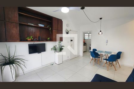 Sala de apartamento para alugar com 2 quartos, 78m² em José Menino, Santos