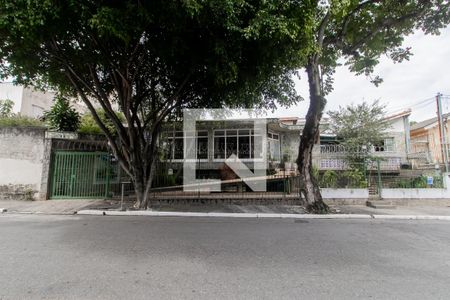Casa à venda com 368m², 3 quartos e 2 vagasFachada