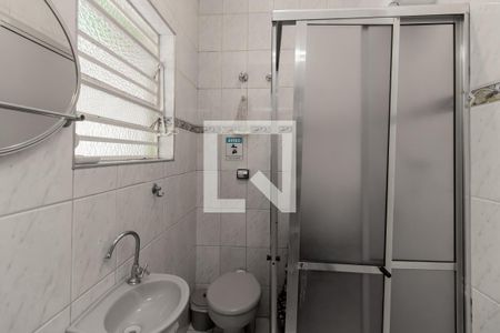 Casa à venda com 368m², 3 quartos e 2 vagasBanheiro Área externa