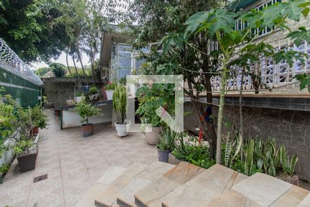 Casa à venda com 368m², 3 quartos e 2 vagas Área externa