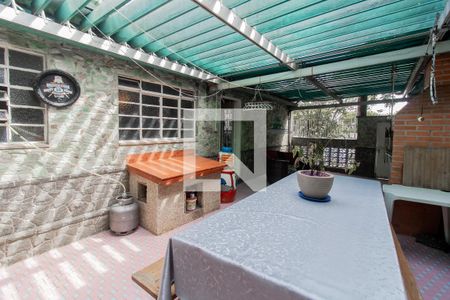 Casa à venda com 368m², 3 quartos e 2 vagas Área externa