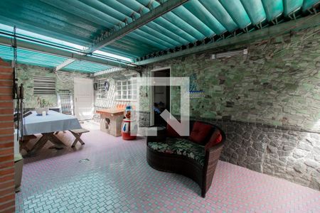 Casa à venda com 368m², 3 quartos e 2 vagas Área externa