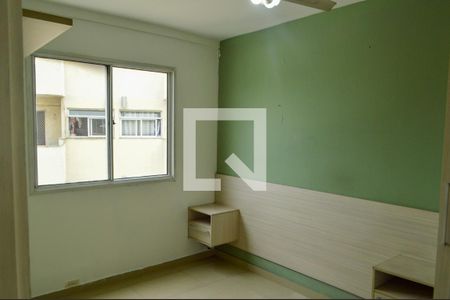 Quarto 1 de apartamento para alugar com 2 quartos, 55m² em Taquara, Rio de Janeiro