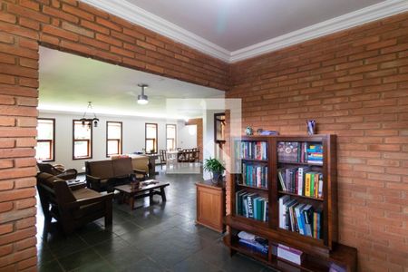 Casa de condomínio à venda com 330m², 3 quartos e sem vagaSalas