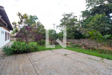 Casa de condomínio à venda com 330m², 3 quartos e sem vagaQuintal