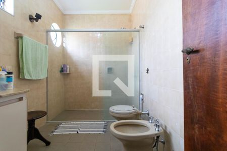 Casa de condomínio à venda com 330m², 3 quartos e sem vagaBanheiro da Suíte