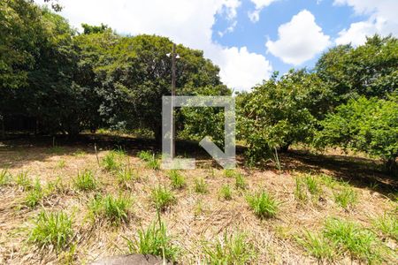 Casa de condomínio à venda com 330m², 3 quartos e sem vagaQuintal