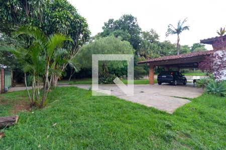 Casa de condomínio à venda com 330m², 3 quartos e sem vagaQuintal