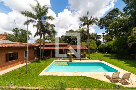 Casa de condomínio à venda com 330m², 3 quartos e sem vagaQuintal