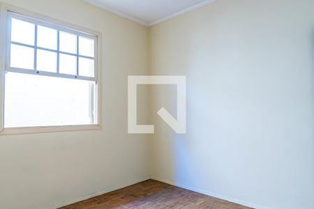 Casa à venda com 180m², 5 quartos e 2 vagas Casa à venda com 180m², 5 quartos e 2 vagasQuarto 4