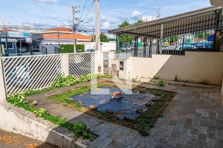 Casa à venda com 180m², 5 quartos e 2 vagas Casa à venda com 180m², 5 quartos e 2 vagasGaragem