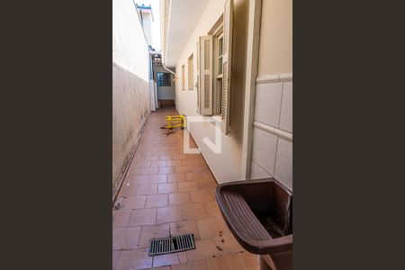 Casa à venda com 180m², 5 quartos e 2 vagas Casa à venda com 180m², 5 quartos e 2 vagasQuintal