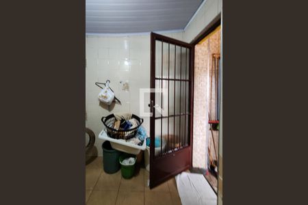 Casa à venda com 120m², 3 quartos e 2 vagasÁrea de Serviço