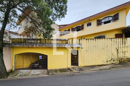 Casa à venda com 120m², 3 quartos e 2 vagasFachada