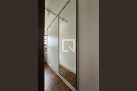 Casa à venda com 120m², 3 quartos e 2 vagasQuarto 3