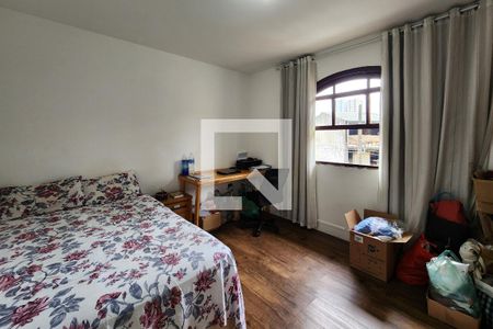 Casa à venda com 120m², 3 quartos e 2 vagasQuarto 3