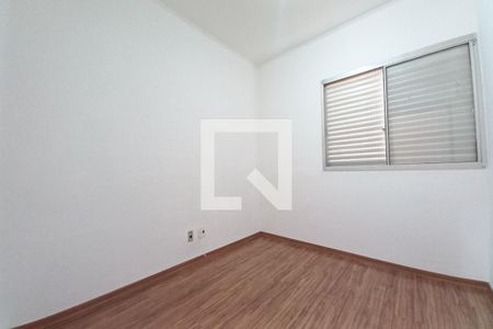 Quarto 1  de apartamento à venda com 3 quartos, 70m² em Jardim dos Oliveiras, Campinas