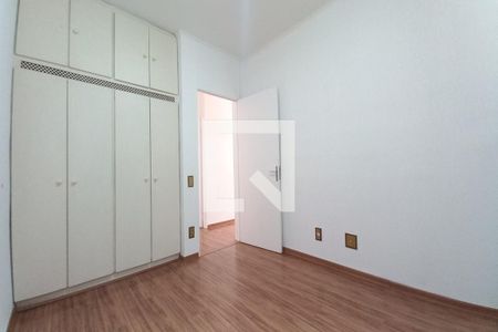Quarto 2  de apartamento à venda com 3 quartos, 70m² em Jardim dos Oliveiras, Campinas