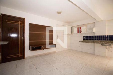 Sala de apartamento para alugar com 1 quarto, 40m² em Colônia Agrícola Samambaia, Brasília