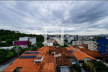 Vista de apartamento para alugar com 3 quartos, 101m² em Coração Eucarístico, Belo Horizonte